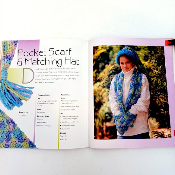 COPY - Crochet Kids Crafts Book Jane Davis 112 Pgs Jewelry Hats Purses Pillows … - Picture 13 of 16